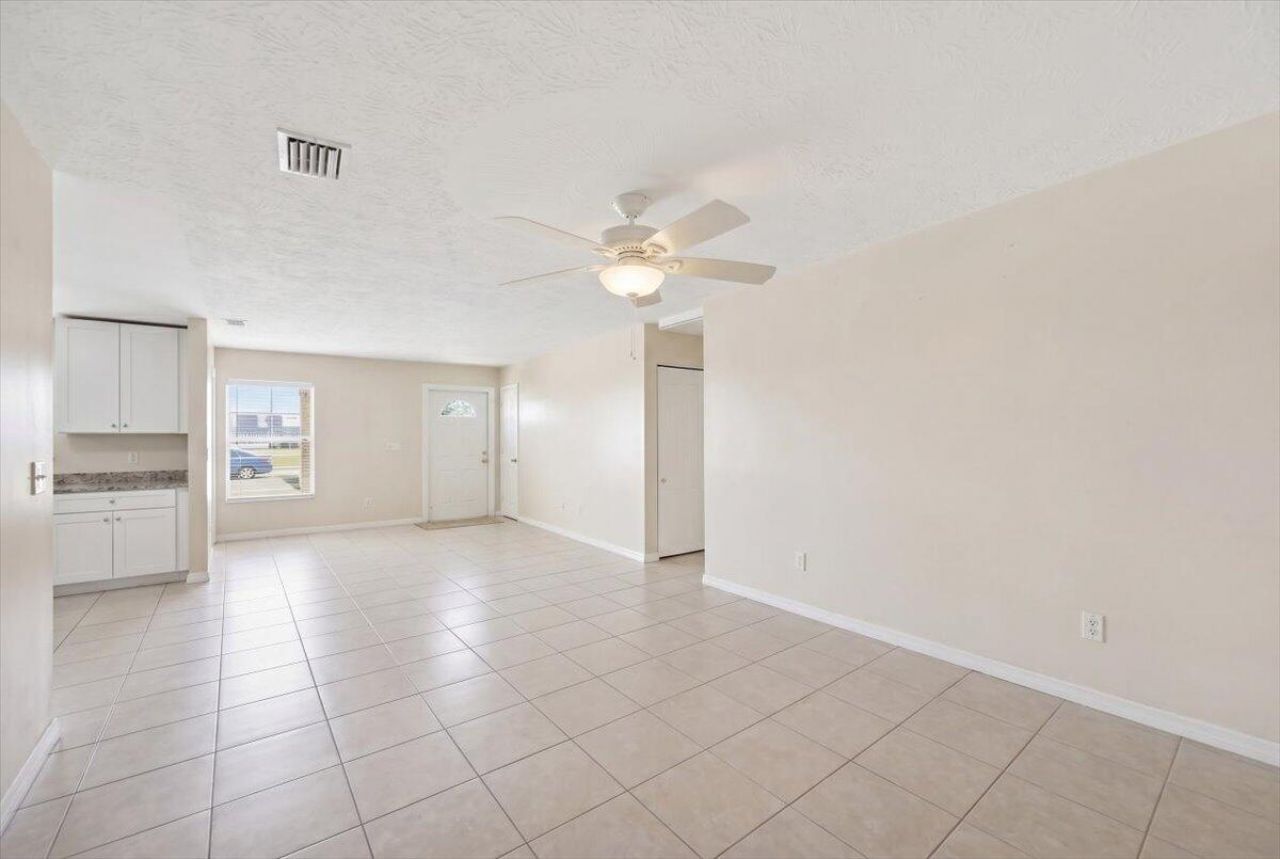 667 SE Faith Terrace, Port Saint Lucie, FL 34983 Photo