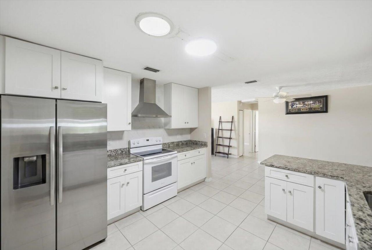 667 SE Faith Terrace, Port Saint Lucie, FL 34983 Photo