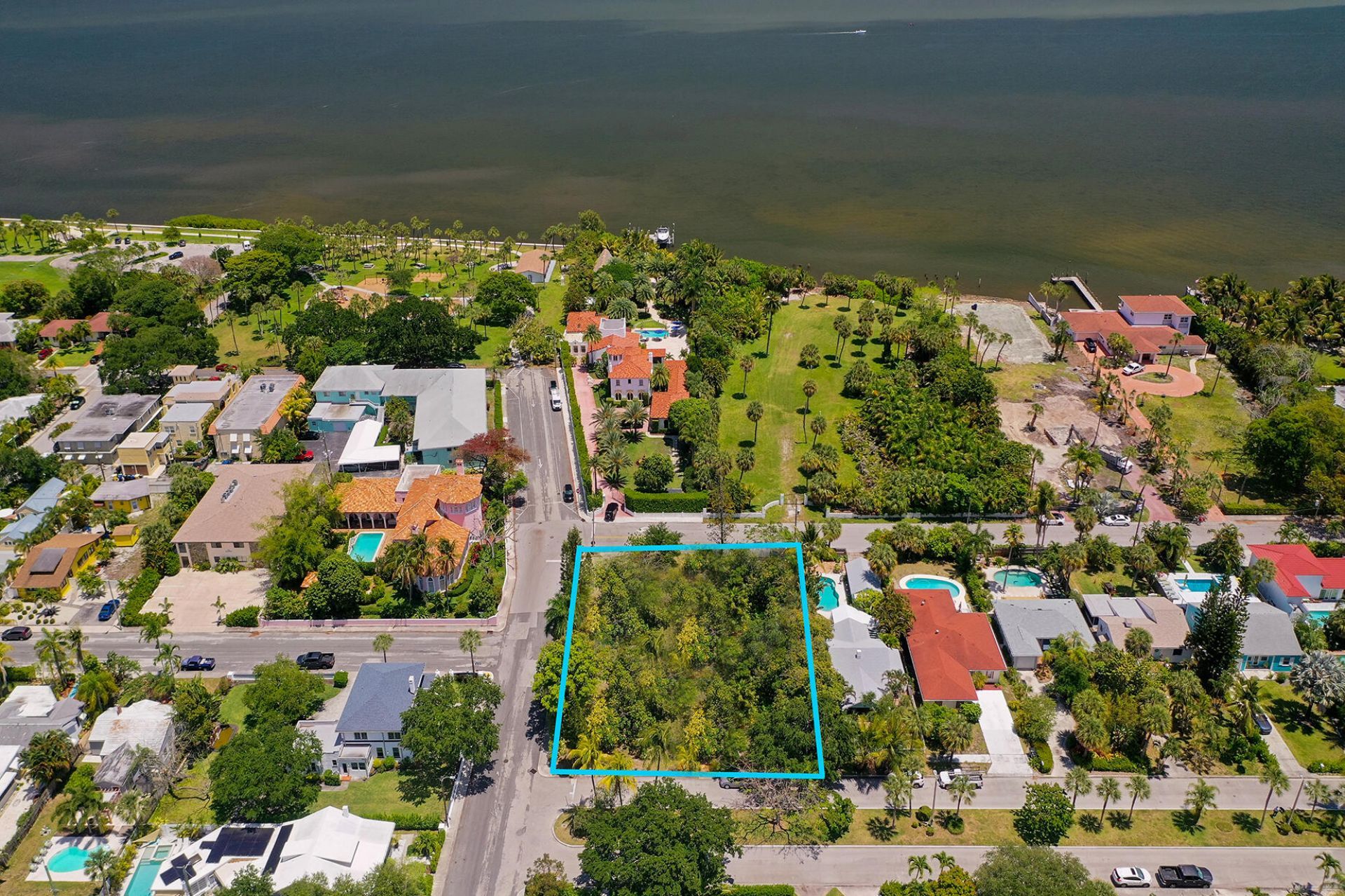 502 S Palmway, Lake Worth Beach, FL 33460 Photo