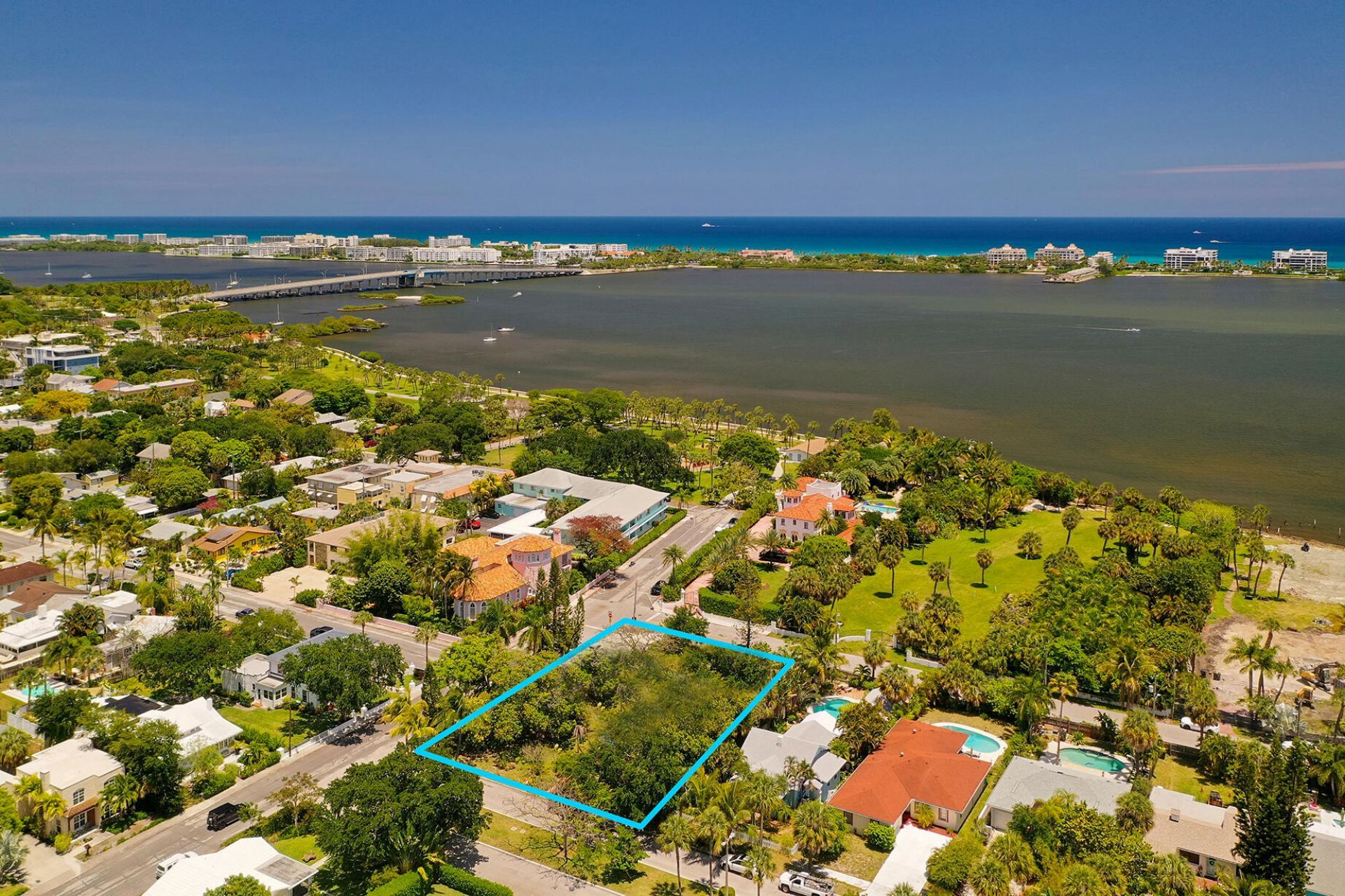 502 S Palmway, Lake Worth Beach, FL 33460 Photo