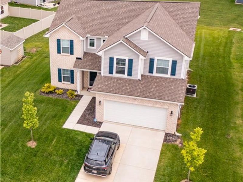 196 Riesling Drive, Englewood, OH 45322 Photo 2