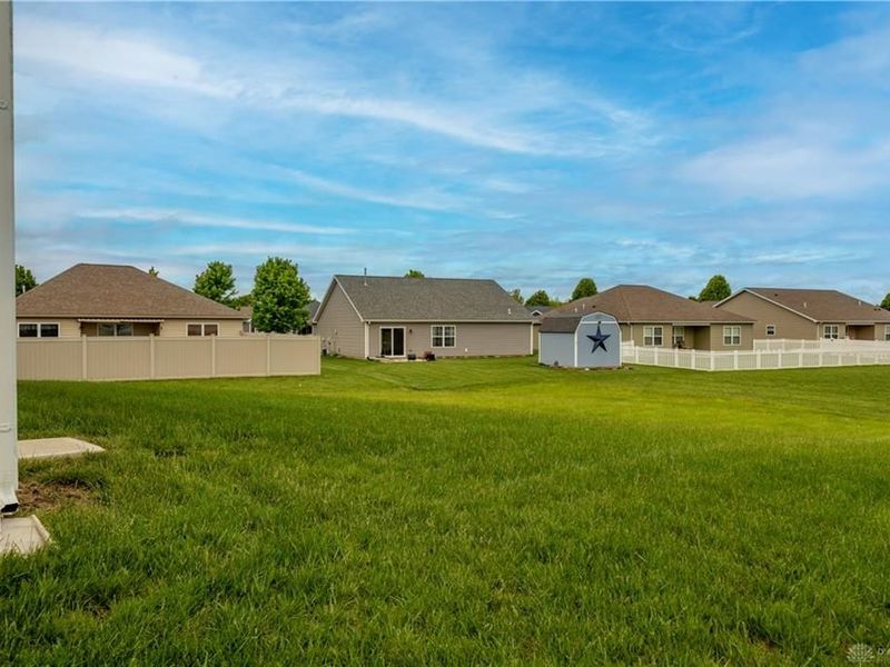 196 Riesling Drive, Englewood, OH 45322 Photo 37