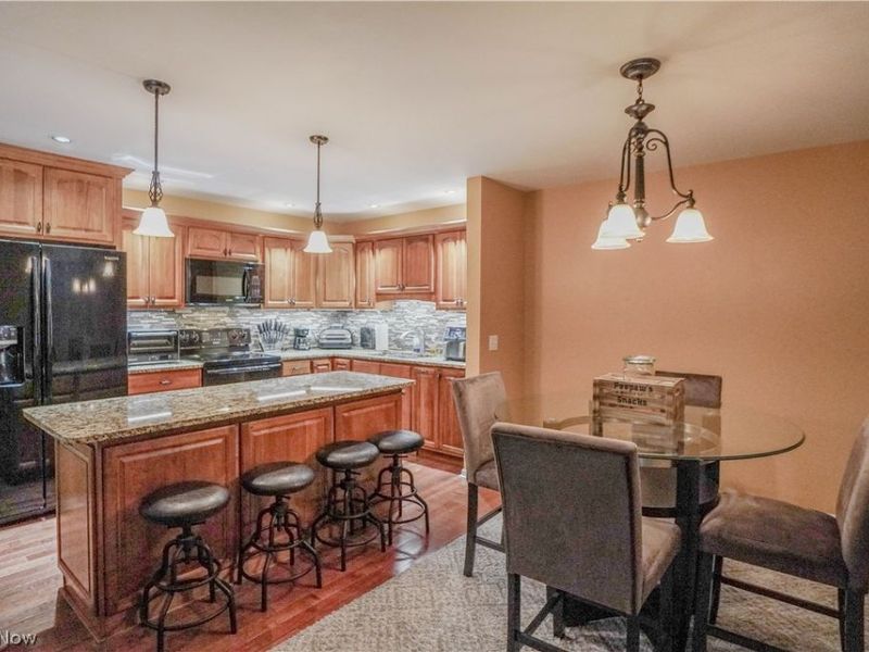 1653 Greenway Road SE, Unit 202, North Canton, OH 44709 Photo 16