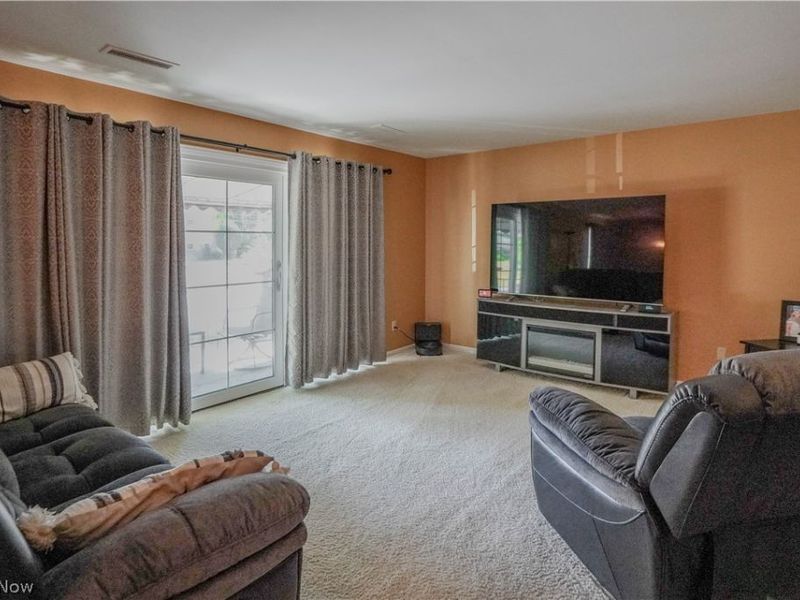 1653 Greenway Road SE, Unit 202, North Canton, OH 44709 Photo 6