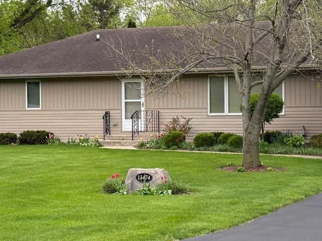 13474 Parkcrest Place, Roscoe, IL 61073 Main Photo
