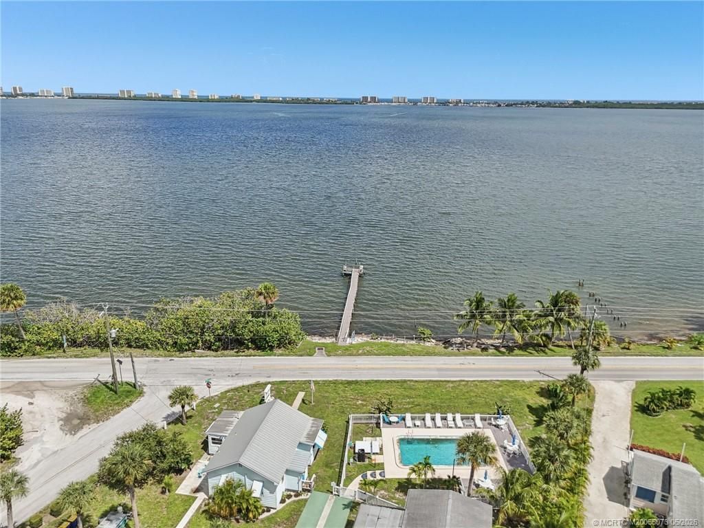 4736 NE Blue Heron Lane, Jensen Beach, FL 34957 Photo