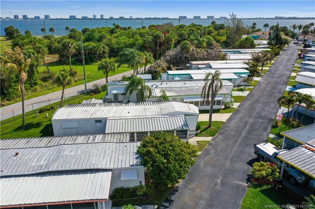 4736 NE Blue Heron Lane, Jensen Beach, FL 34957 Photo