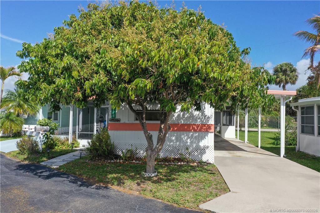 4736 NE Blue Heron Lane, Jensen Beach, FL 34957 Photo