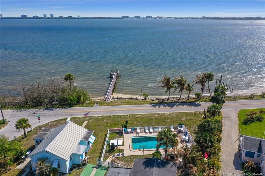 4736 NE Blue Heron Lane, Jensen Beach, FL 34957 Photo