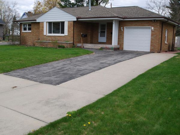 170 2nd Street N, West Branch, MI 48661