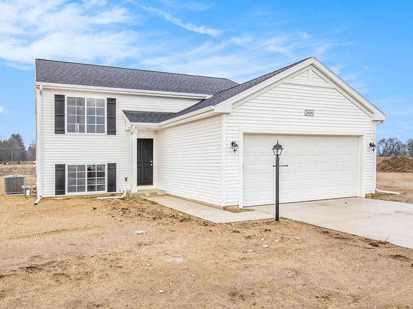 112 Mayfield Drive , Michigan City, IN 46360