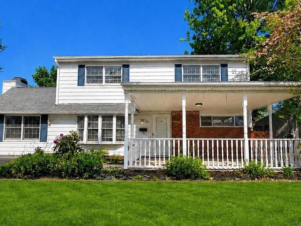 26 VILLAGE LANE, LEVITTOWN, PA 19054