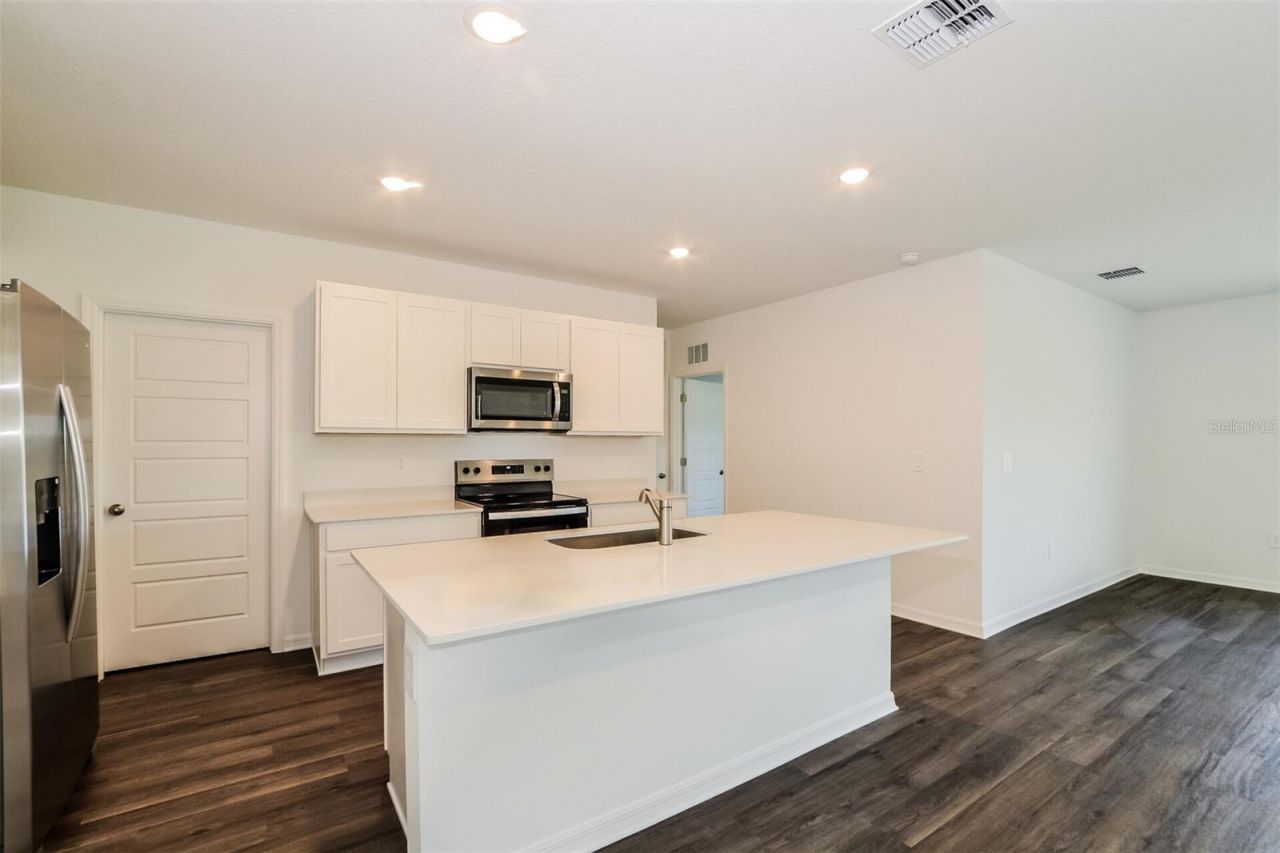 3443 Nettle Loop, Tavares, FL 32778 Photo
