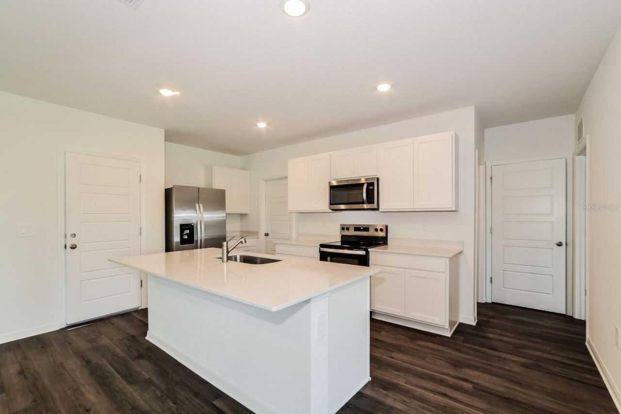 3443 Nettle Loop, Tavares, FL 32778 Photo