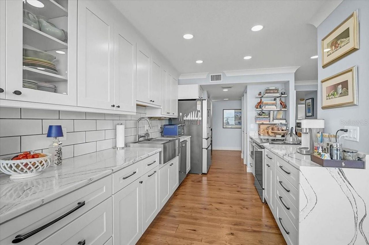 1111 N Gulfstream Avenue, Unit 7C, Sarasota, FL 34236 Photo