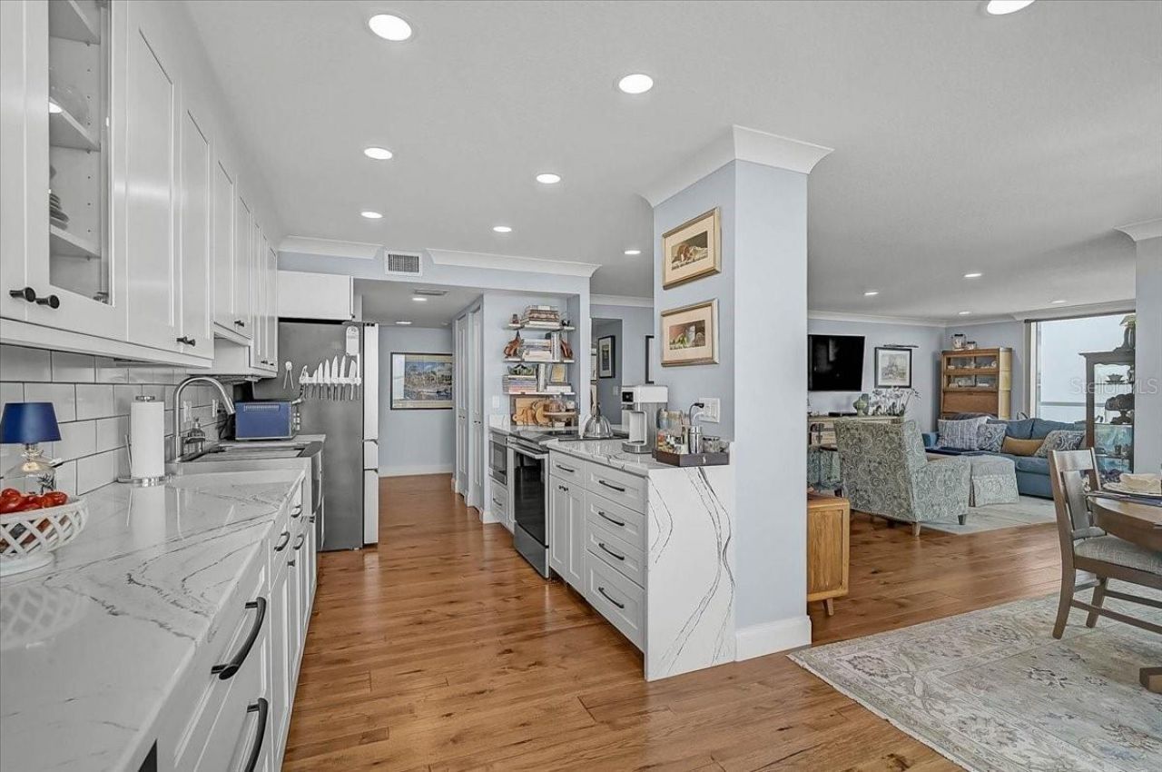 1111 N Gulfstream Avenue, Unit 7C, Sarasota, FL 34236 Photo