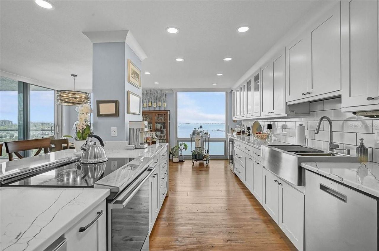 1111 N Gulfstream Avenue, Unit 7C, Sarasota, FL 34236 Photo