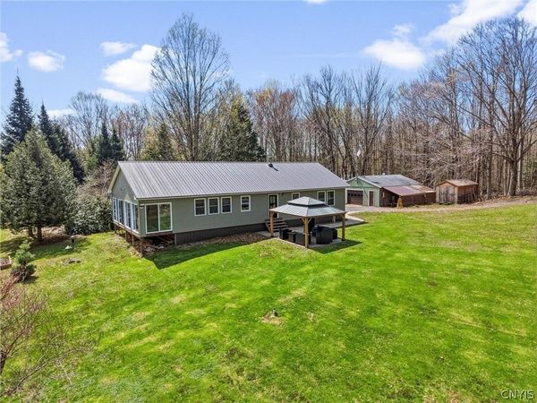 82 Peat Bed Road , Hannibal, NY 13074