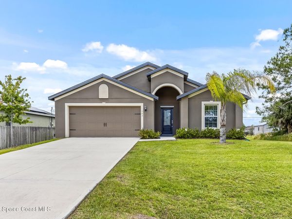 543 Lafayette Street SW , Palm Bay, FL 32908