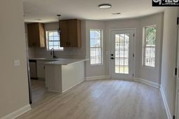 103 Whispering Glen Circle photo 4