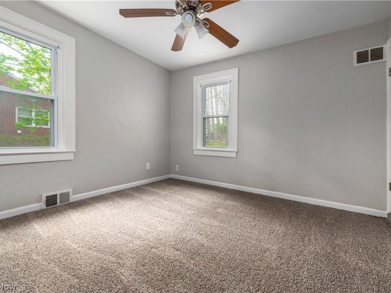 2019 Beverly Hills Drive, Richmond Heights, OH 44143 Photo 9