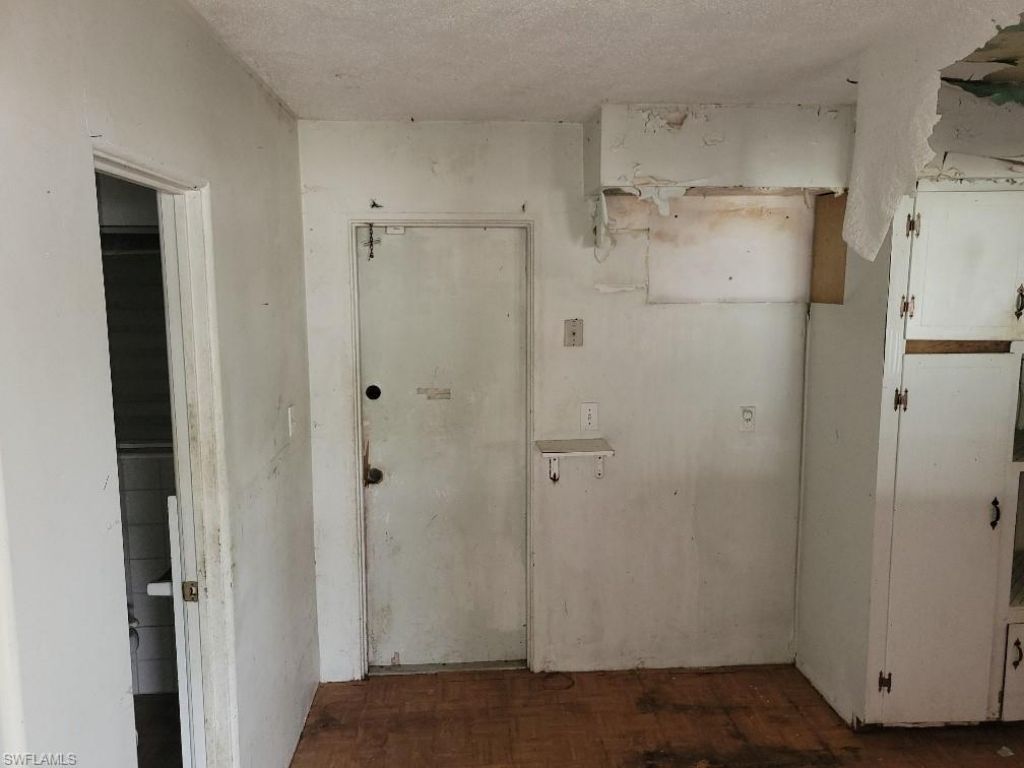 1270 Pinecrest St , North Fort Myers, FL 33903 Photo