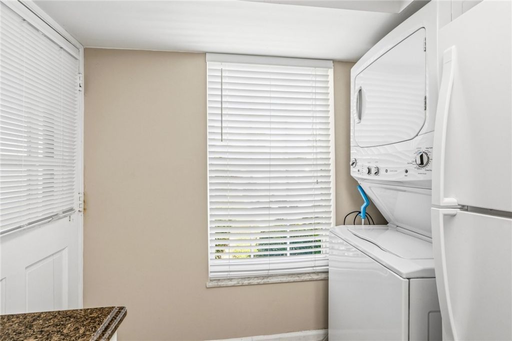 2741 Ocean Drive, Unit 31D, Vero Beach, FL 32963 Photo