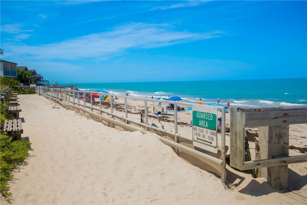 2741 Ocean Drive, Unit 31D, Vero Beach, FL 32963 Photo
