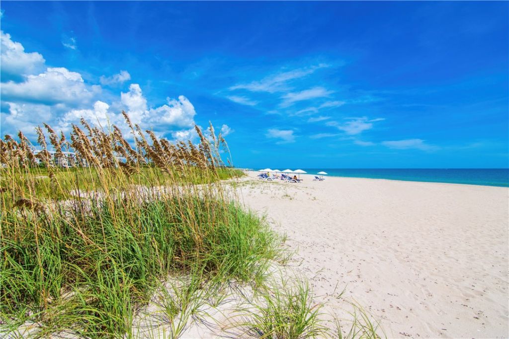 2741 Ocean Drive, Unit 31D, Vero Beach, FL 32963 Photo