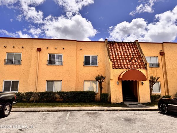 3916 CORRIDA Court, Unit 3, Jacksonville, FL 32217