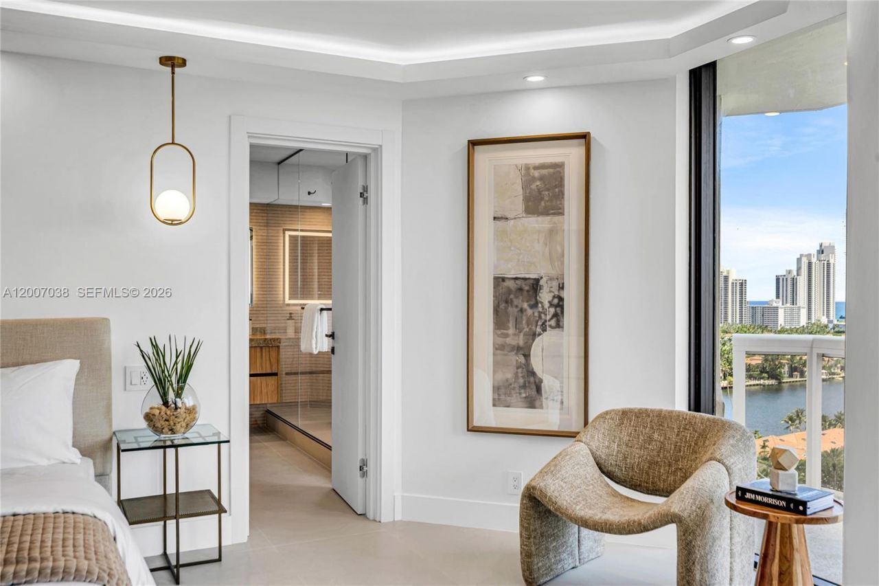 20185 E Country Club Dr, Unit 1904, Aventura, FL 33180 Photo