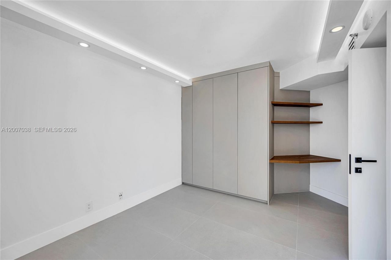 20185 E Country Club Dr, Unit 1904, Aventura, FL 33180 Photo