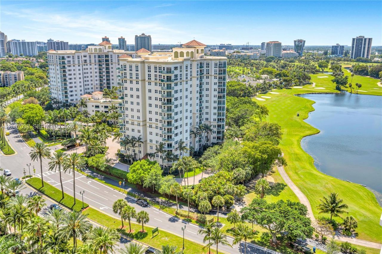 20185 E Country Club Dr, Unit 1904, Aventura, FL 33180 Photo