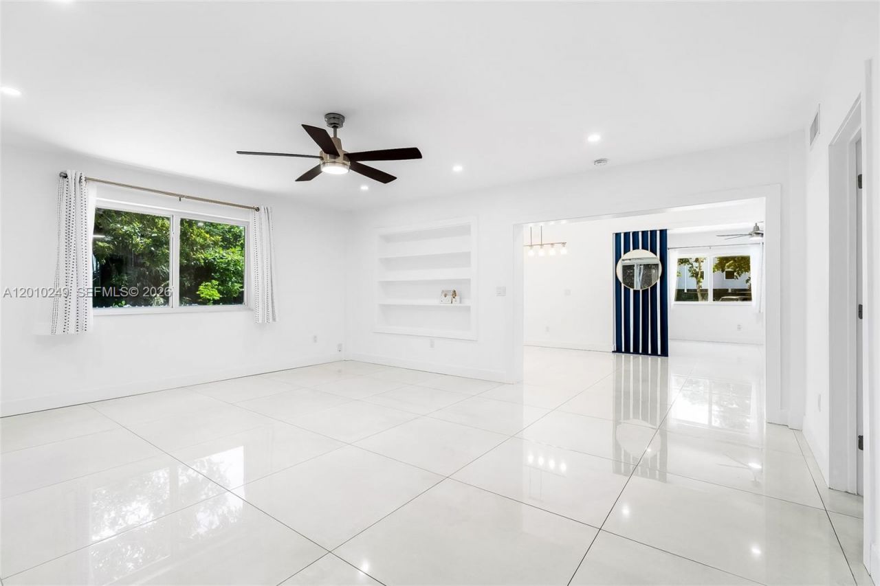 7800 SW 57th Ct , South Miami, FL 33143 Photo