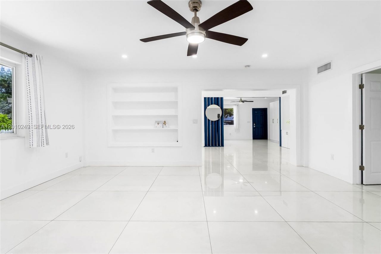 7800 SW 57th Ct , South Miami, FL 33143 Photo