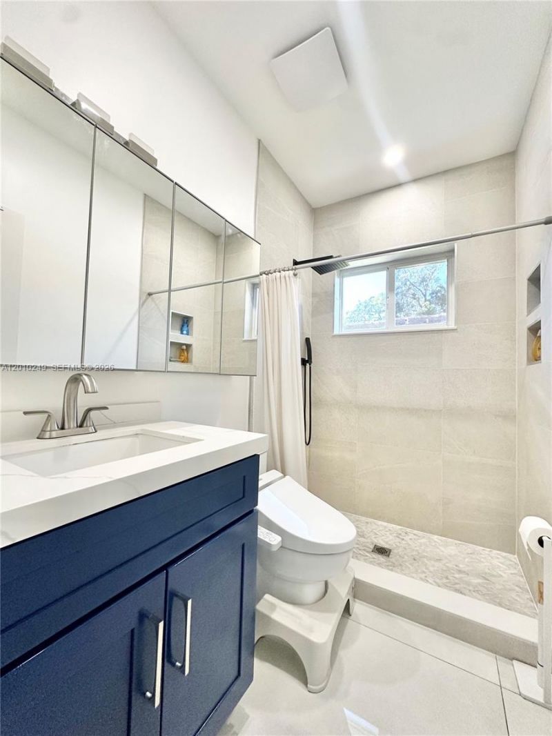 7800 SW 57th Ct , South Miami, FL 33143 Photo