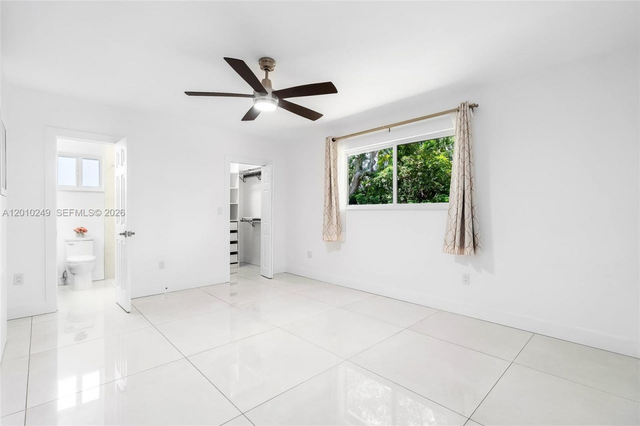 7800 SW 57th Ct , South Miami, FL 33143 Photo