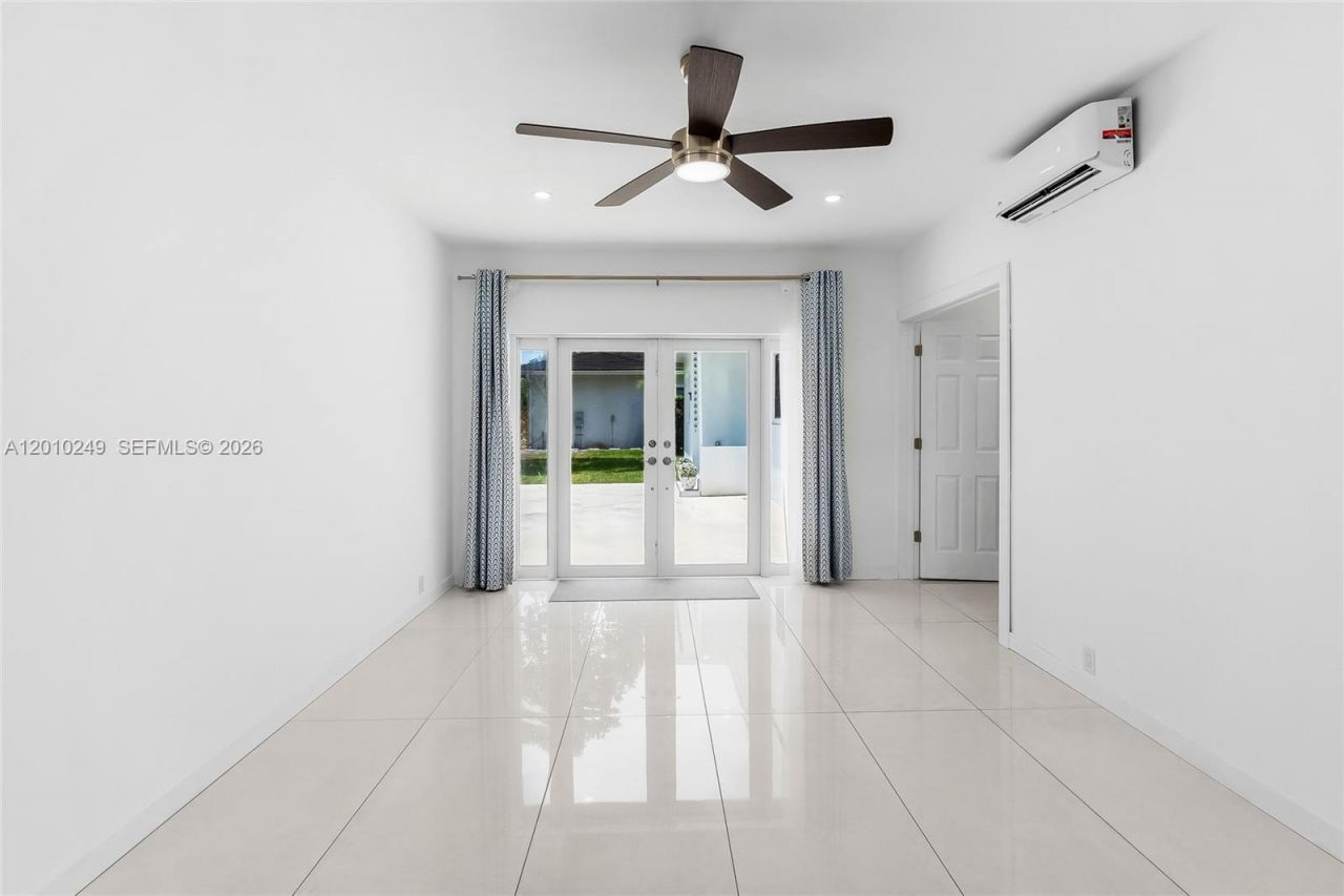 7800 SW 57th Ct , South Miami, FL 33143 Photo