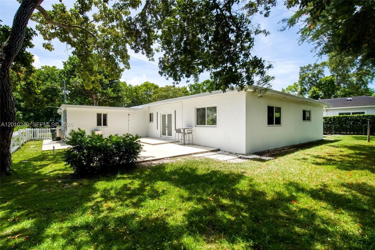 7800 SW 57th Ct , South Miami, FL 33143 Photo