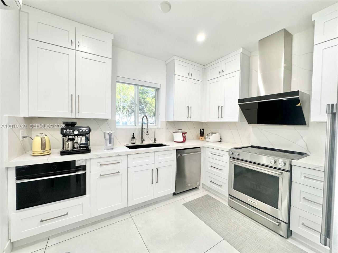 7800 SW 57th Ct , South Miami, FL 33143 Photo