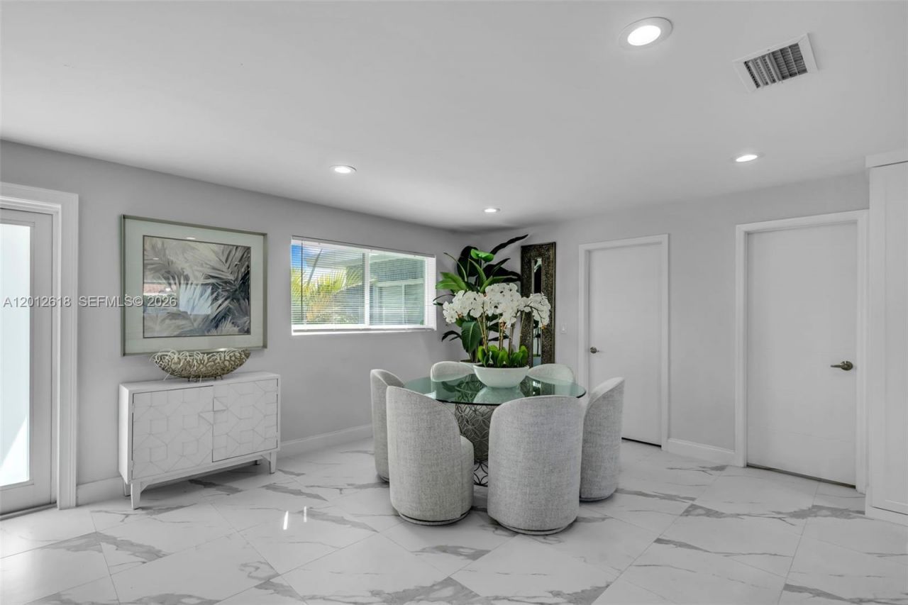 465 NW 11th St , Boca Raton, FL 33432 Photo