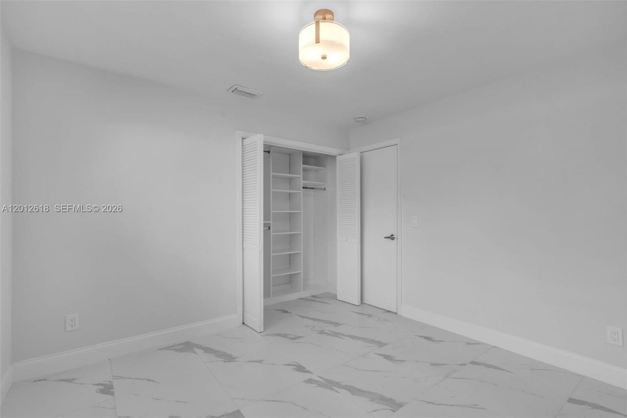 465 NW 11th St , Boca Raton, FL 33432 Photo