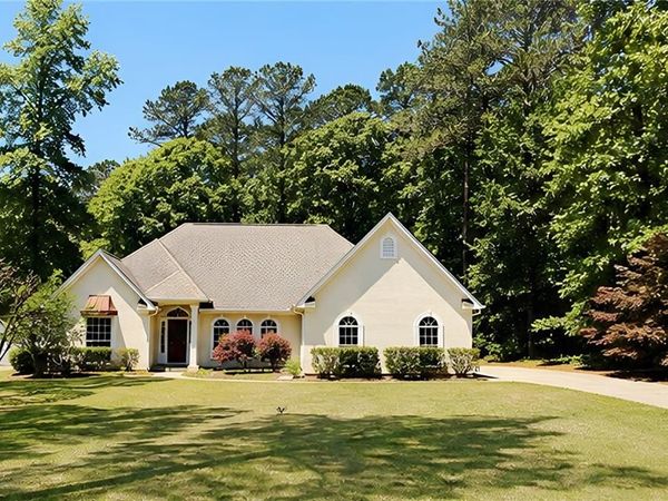 25 Blackfoot Trail, Sharpsburg, GA 30277
