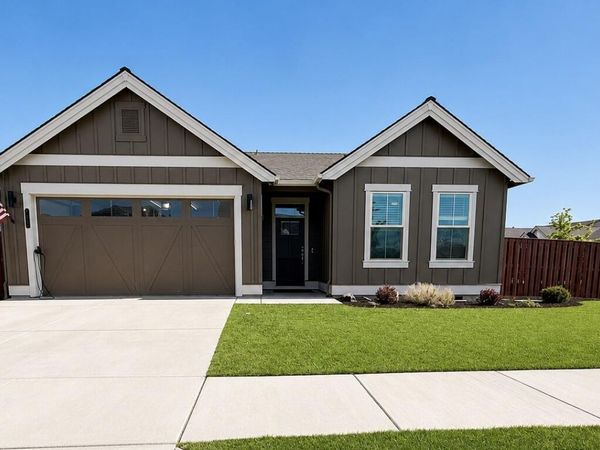1056 NE Henry Drive, Prineville, OR 97754
