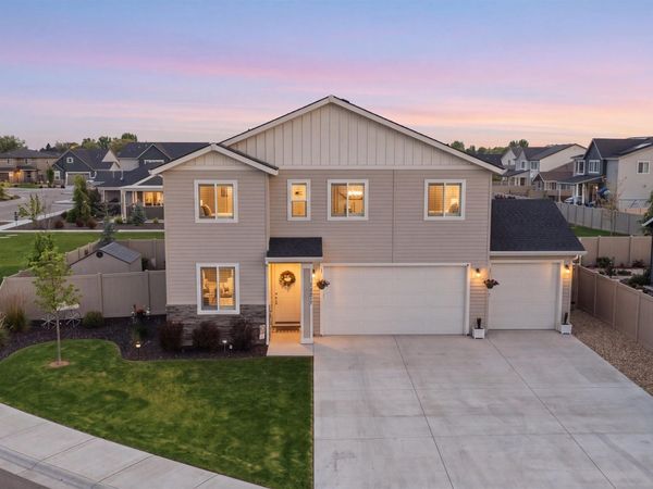 11217 Aspen Hill Dr, Caldwell, ID 83605