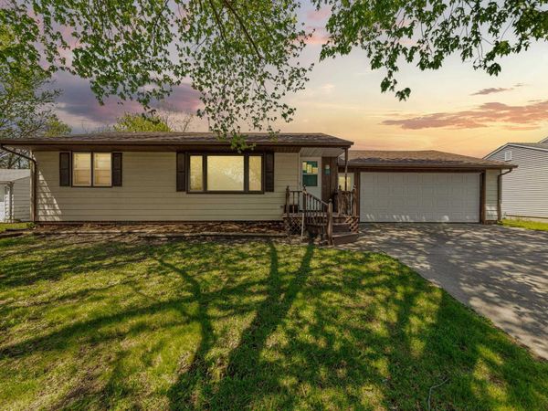 101 S 7th Street Street , Swea City, IA 50590