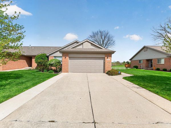 1927 Pebble Creek Drive, Canton, MI 48188