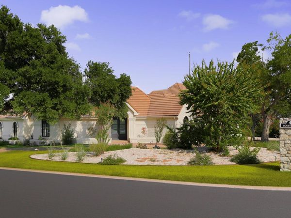 21 Cousteau LN , Austin, TX 78746