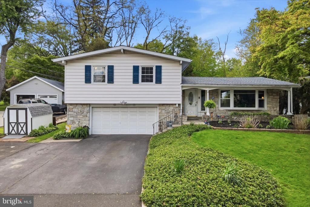 843 STERNER MILL ROAD , FEASTERVILLE TREVOSE, PA 19053