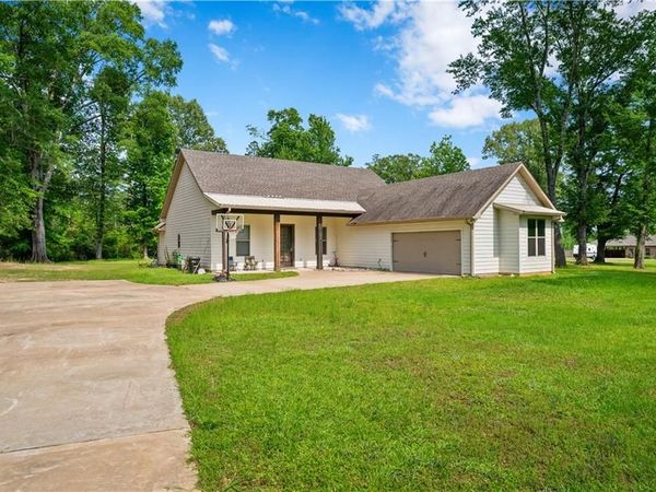 103 PHILADELPHIA RD Road, Pineville, LA 71360